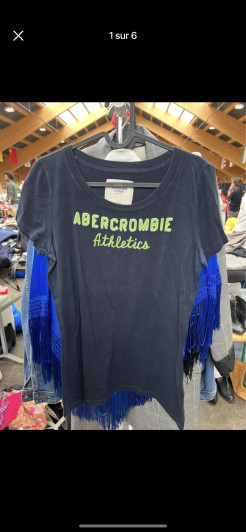 T-shirt bleu Abercrombie and fitch