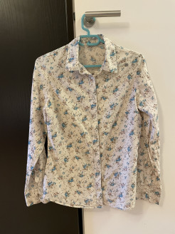 Blue floral blouse 36