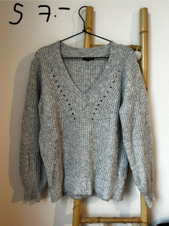 Grey V-neck jumper