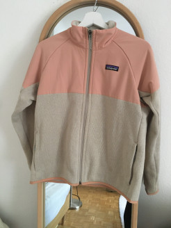 Patagonia fleece size M