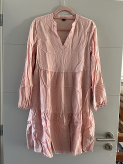 Robe mi-longue rose pale