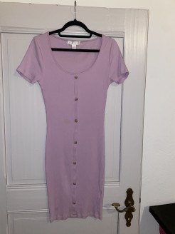 T-Shirt-Kleid rosa