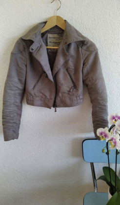 Leichte Jacke