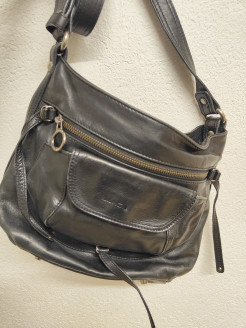 Leather bag