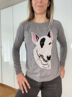 Pullover mit Hundekopf-Motiv