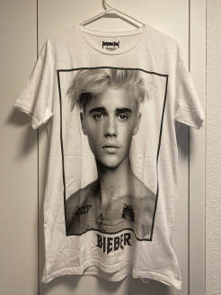 Justin bieber white T-shirt