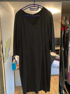 Robe Noir Mango/Violeta