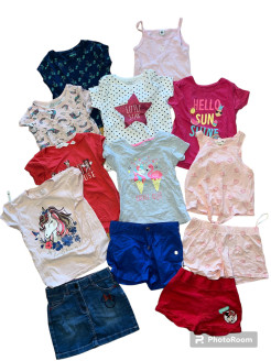 Girls' spring/summer set in new condition size 122/128