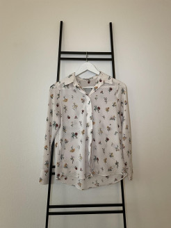 Powder pink shirt with flowers