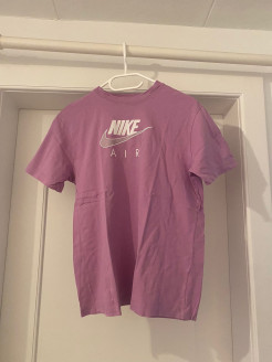 T-shirt rose Nike