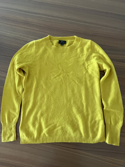 100% cashmere sweater 