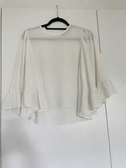 White top in light, flowing fabric