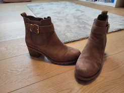 Graceland suede ankle boots