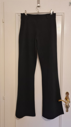 Schwarze Bootcut-Hose