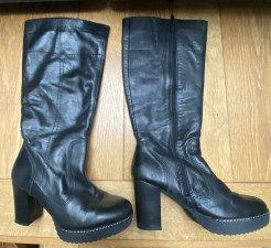 XL long calf boots in black leather