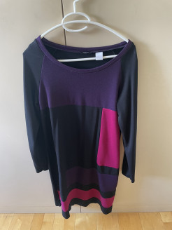 Black/purple/pink long-sleeved dress