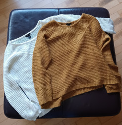 Set of 2 jumpers