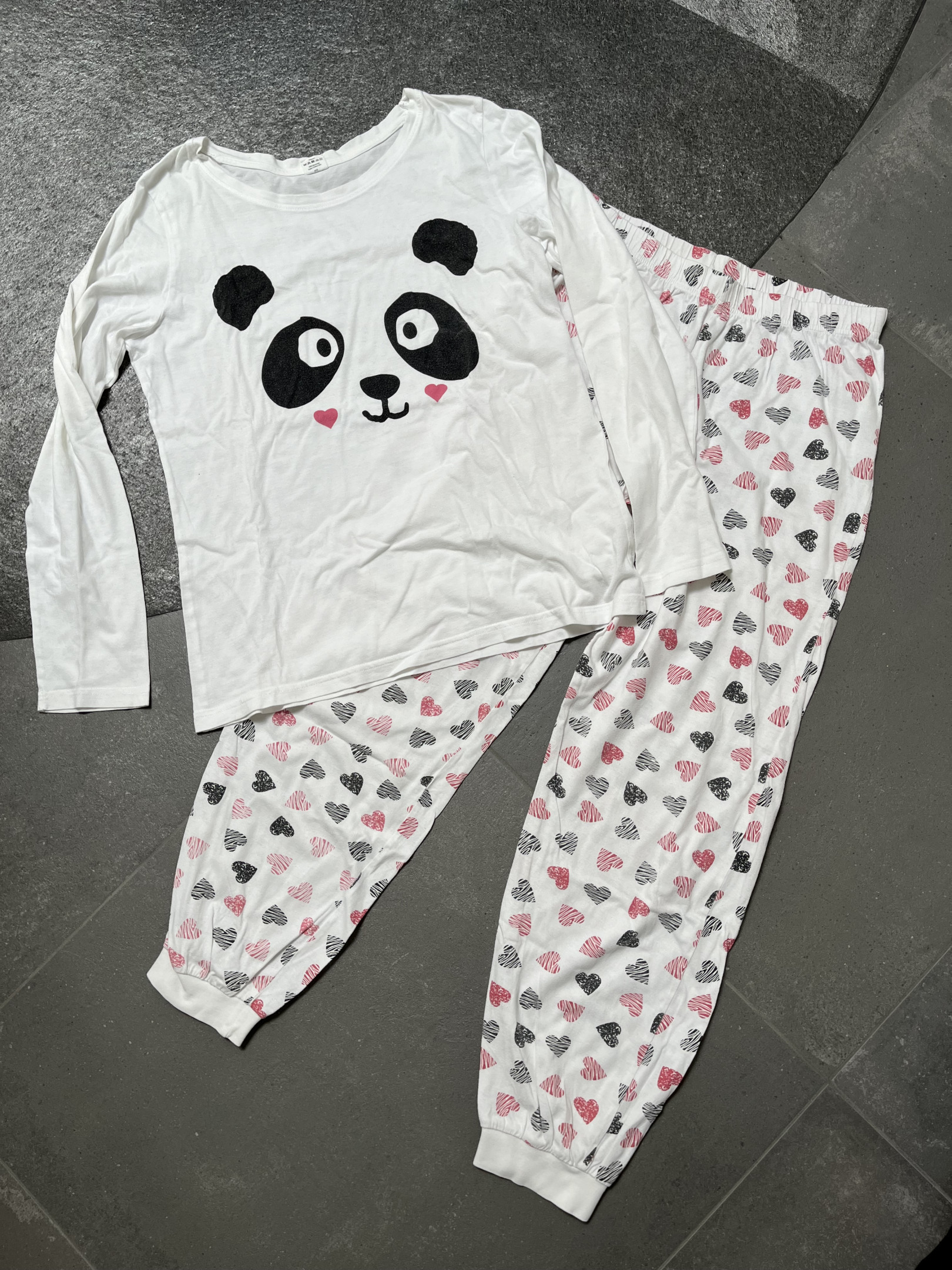 Panda pyjamas S