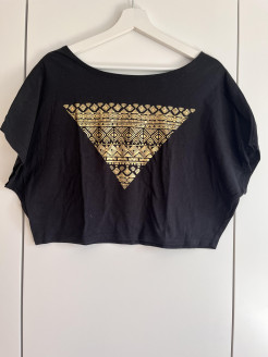 Short T-shirt with gold design