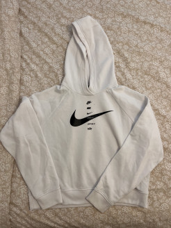 Nike hoodie in size M