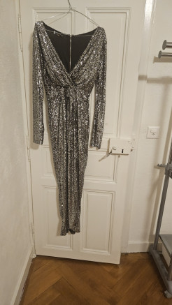 Robe longue à paillettes