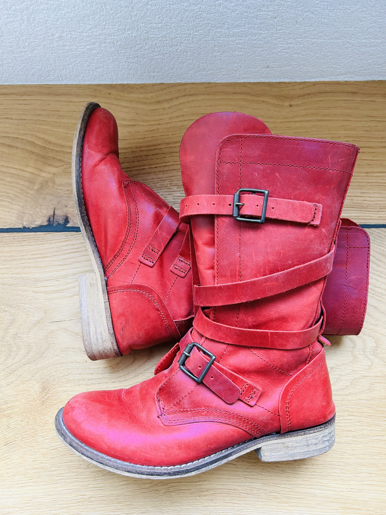 Bottes rouges