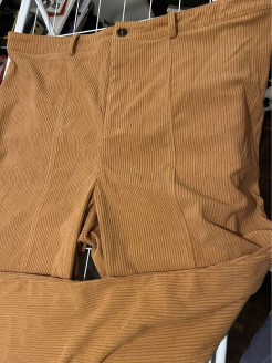 Pantalon côtelé beige large