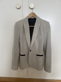 Grey blazer