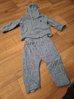 Jacket and trousers set Size 6 to 9 months