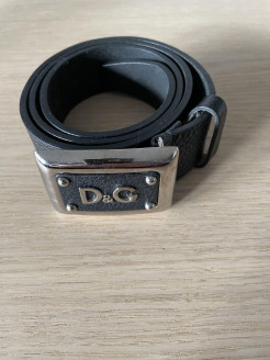 new black D&G belt