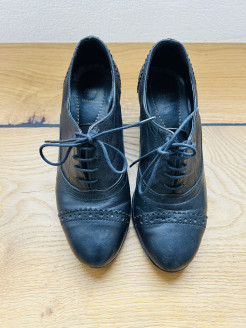 Chaussures vintage noires