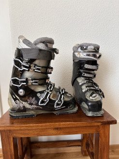 Chaussures de ski Salomon taille 25