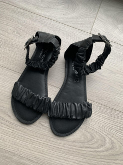 Sandales cuir noir 37
