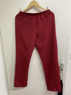 Pantalon rouge en tissu