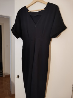 Schwarzes Kleid Klasse