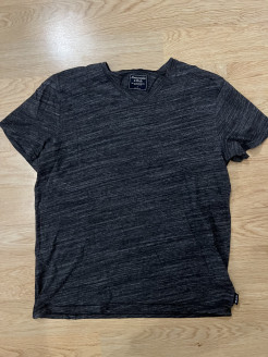 T-shirt gris Abercrombie