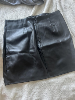 Leather-effect skirt