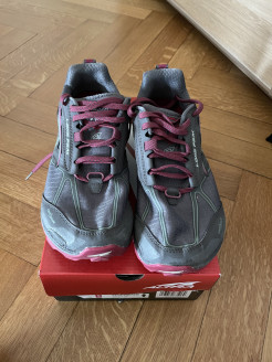 Altra sports shoes grey/raspberry