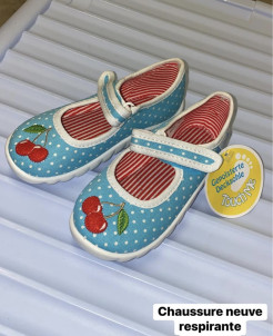  Rive sandals girl size 23 breathable
