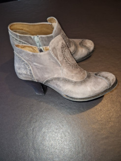 Grey leather Dkode boots Size 37