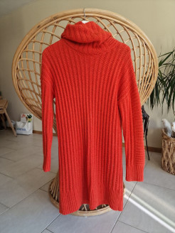 Mid-length woolen dress