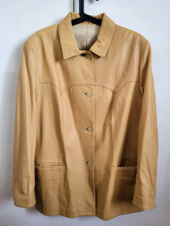 Camel mid-length leather jacket M