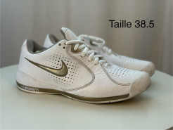 Nike Sportschuhe Weiß - Größe 38.5