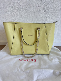 Guess-Handtasche neu