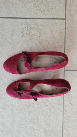 Burgundy pumps