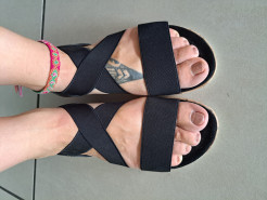 Graceland black sandals