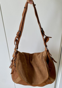 Sac en cuir souple Zara