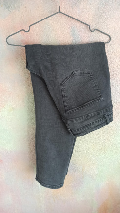 Grey-black trousers Vero Moda