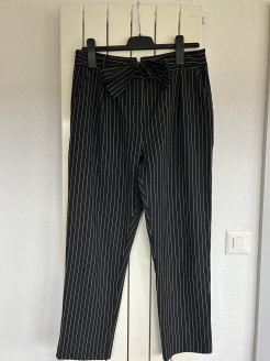 Pantalon noir rayé - taille 42