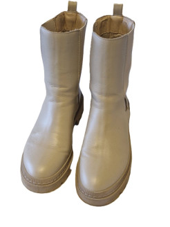 Neu C&A Beige Chelsea Boot (40)